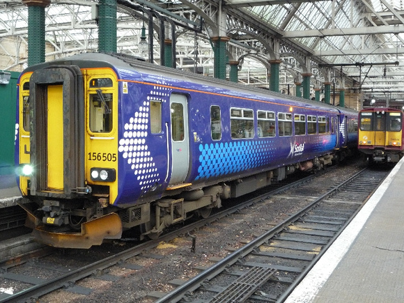 156505 at Glasgow Central