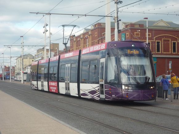 Flexity 014 at Tower