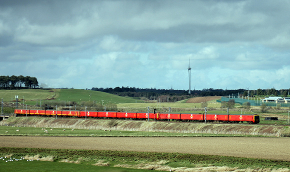 unidentified 325's at Carstairs