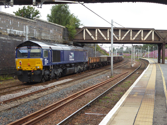 66432 tnt with 66430 at Carstairs