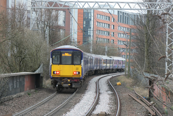 320317+318255 at Partick