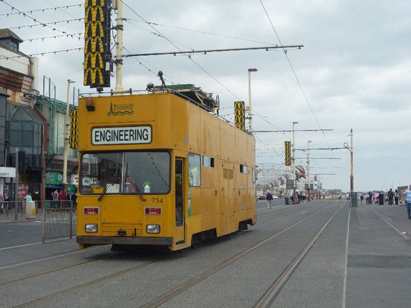 Engineering Tram 754 at Central Pier