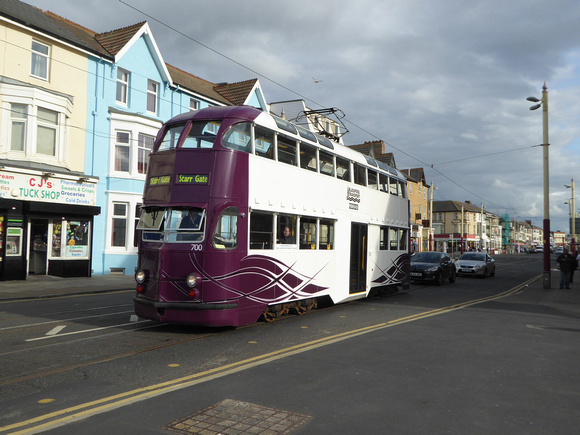 700 at Lytham Road