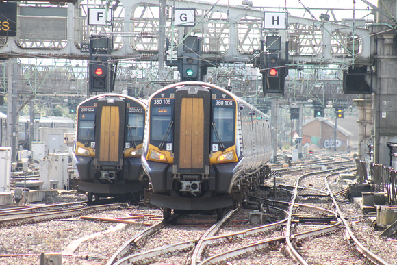 380002 anf 380106 at Glasgow Central