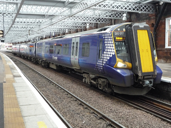 380017 at Paisley Gilmour St 18.10.12