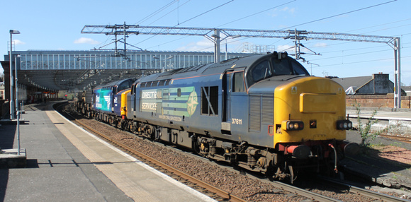 37611+37059 at Paisley Gilmour Street