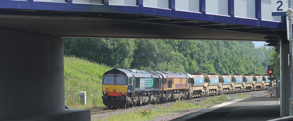 37610 tnt 66111 and 66432 at Larbert