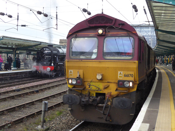 46100 and 66170 at Carlisle