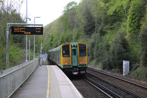 313215 at Moulsecoombe
