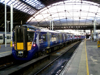 385006+385117 at Glasgow Queen Street