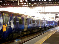 385008+385111 at Glasgow Queen Street