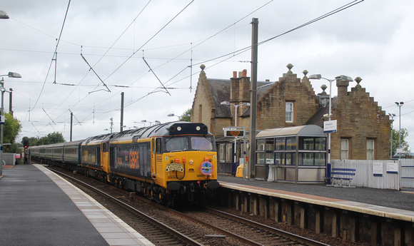 50007+50049 at Kirknewton