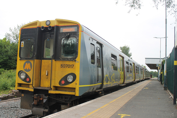 507017 at Ormskirk
