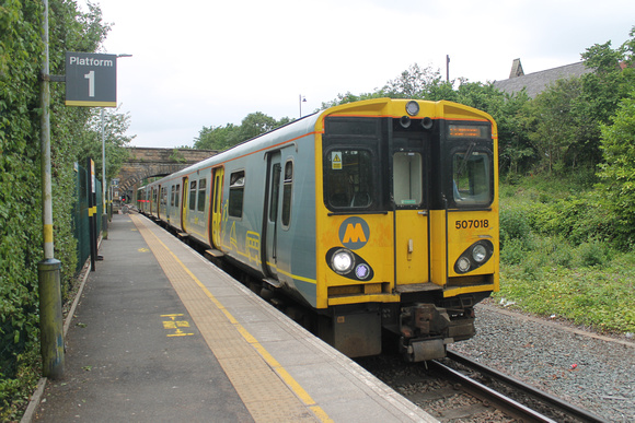 507018 at Ormskirk