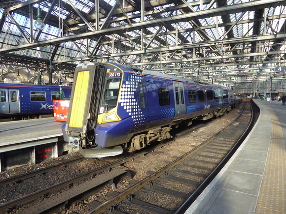 380113 at Glasgow Central