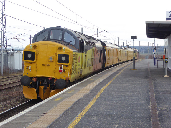 37175 tnt 37099 at Carstairs