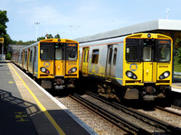 507020 and 507014 at Birkenhead North