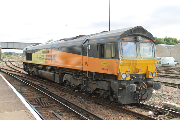 66850 at Eastleigh