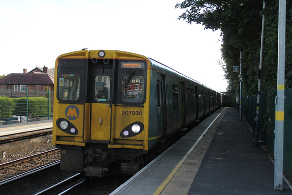 507030+507002 at Ainsdale