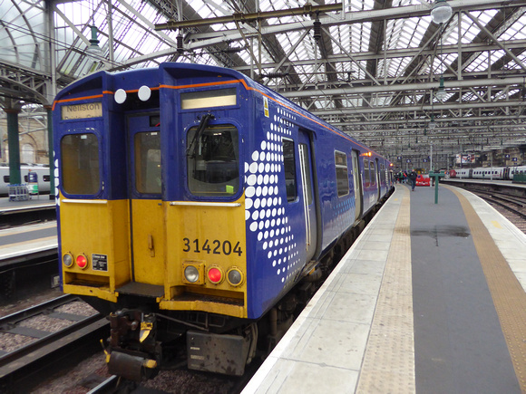 314204+314210 at Glasgow Central
