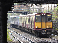 314215+314214 at Queens Park