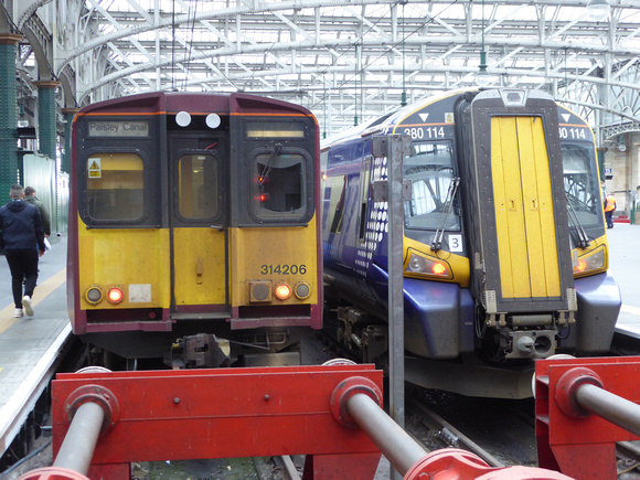 314206 and 380114 at Glasgow Central