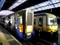 385108 and 365509 at Glasgow Queen Street