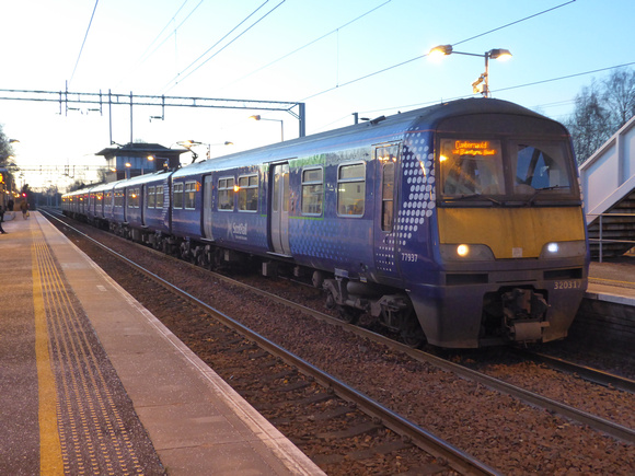 320317+320417 at Newton