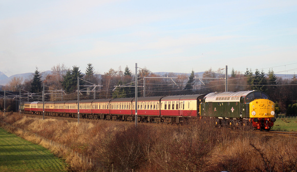 40013 at Bannockburn Station Road