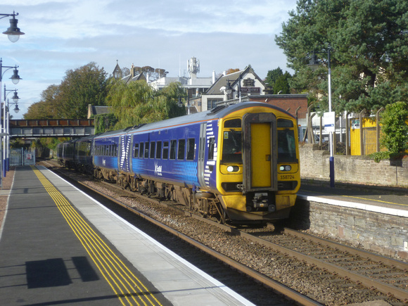 158724 + 170425 at Broughty Ferry