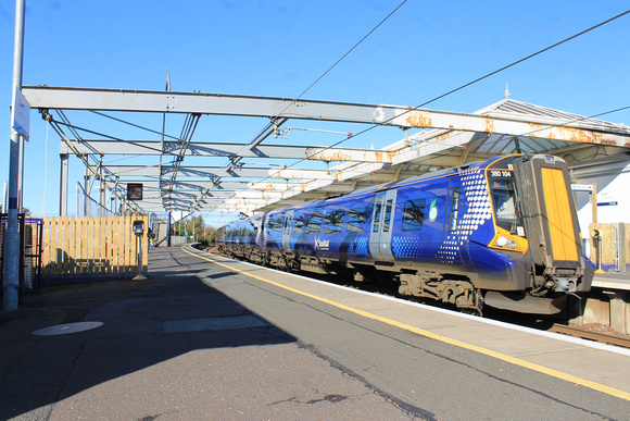 380104 at Troon