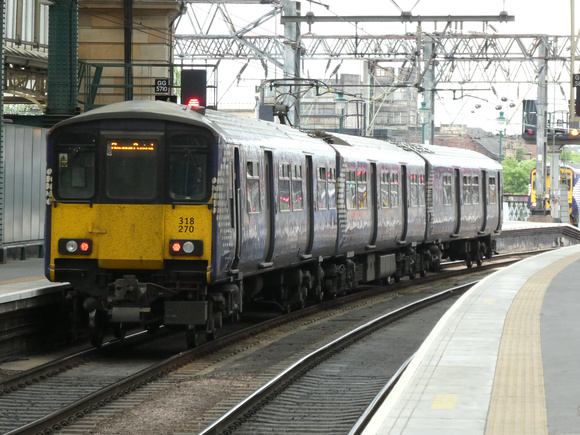 318270 at Glasgow Central
