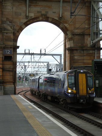 380019 at Glasgow Central