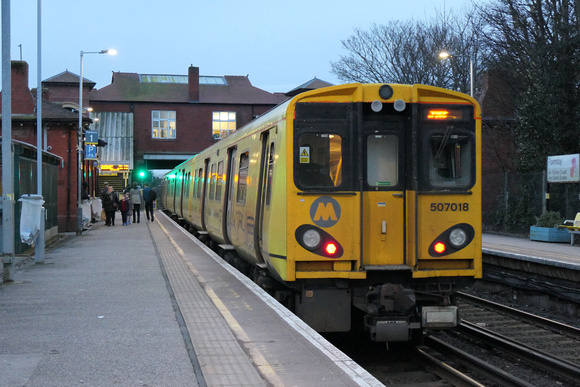 507018 at Formby