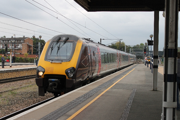 Unidentified class 220 at York