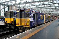 318257 and 314209 at Glasgow Central