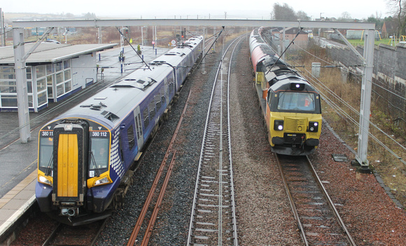 380112 and 70809 at Carstairs
