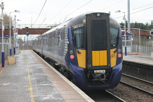 385025 at Lanark