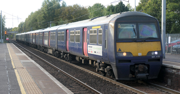 321419+321428 at Holytown