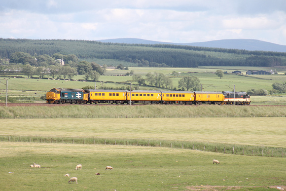 37402 tnt 37419 at Carstairs