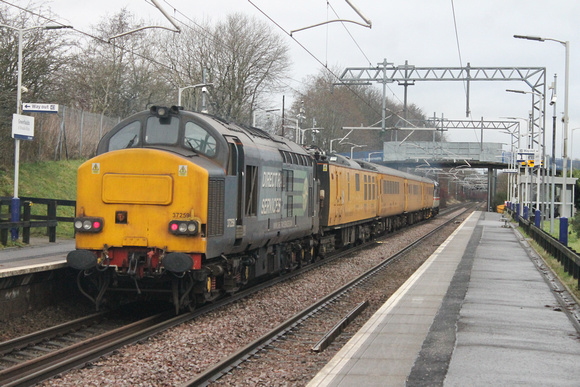 37419 tnt 37259 at Greenfaulds