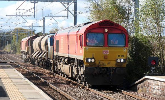 66182 tnt 66065 at West Calder