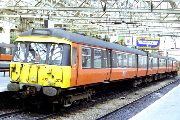 303070 at Glasgow Central