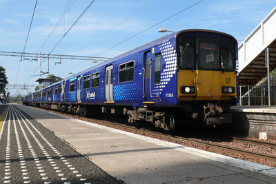 318263+318255 at Newton