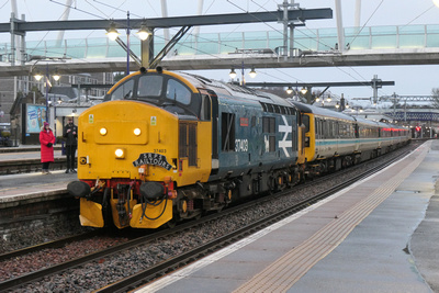 37403 tnt 44712 at Stirling