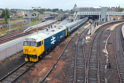 50049 tnt 50007 at Perth