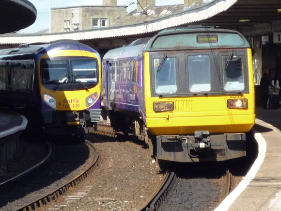 142034 at Carnforth