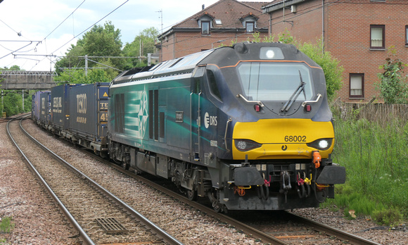 68002 at Whifflet