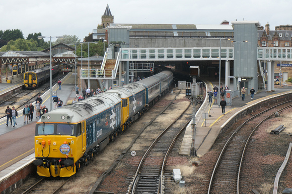 50007+50049 at Perth