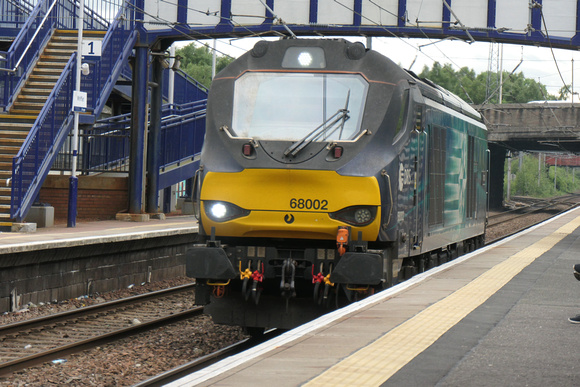 68002 at Whifflet